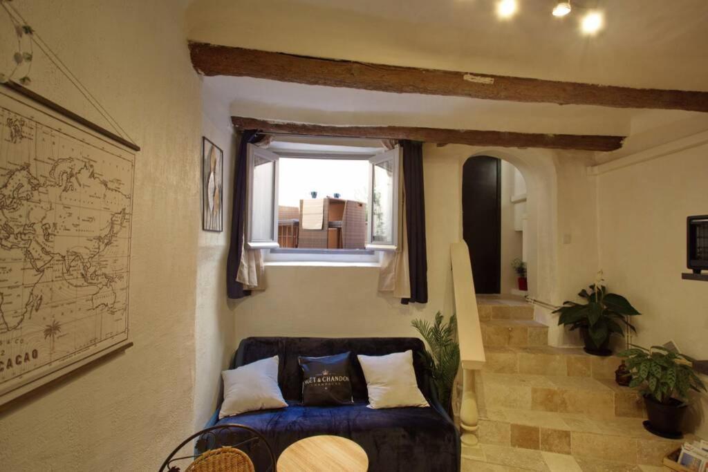Les Secrets D'Alcove, Nuits Romantiques Avec Spa 普罗旺斯地区艾克斯 外观 照片